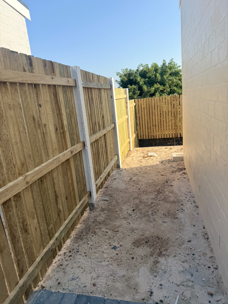 To Let 3 Bedroom Property for Rent in Kommetjie Western Cape